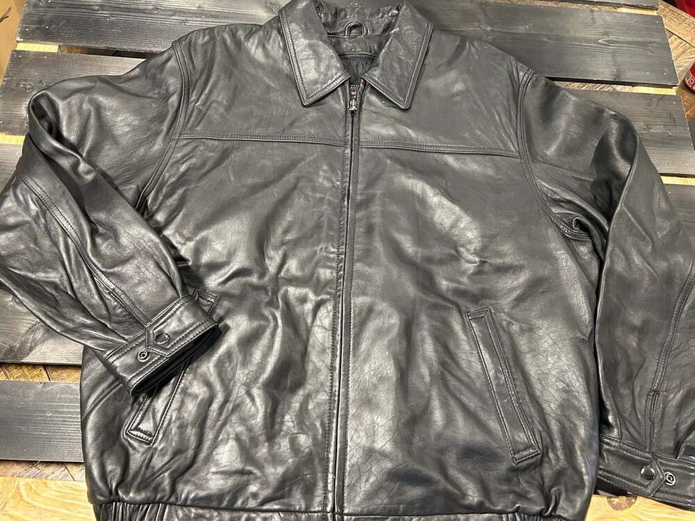 American Classics Colebrook Men's Quilted Lined Genuine Leather Bomber Jacket